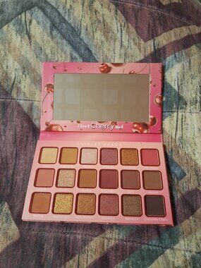 Violet Voss “I Love U Cherry Much” Eyeshadow Palette 🍒 Pink & Romantic Tones